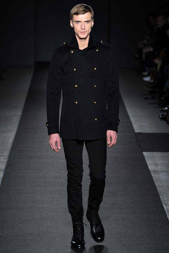 Simon Spurr 2011 ﶬbDƬ