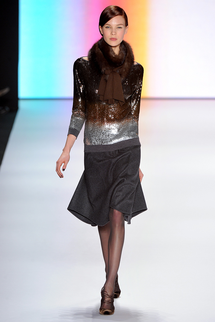 Carolina Herrera 2011 ﶬ¸DƬ