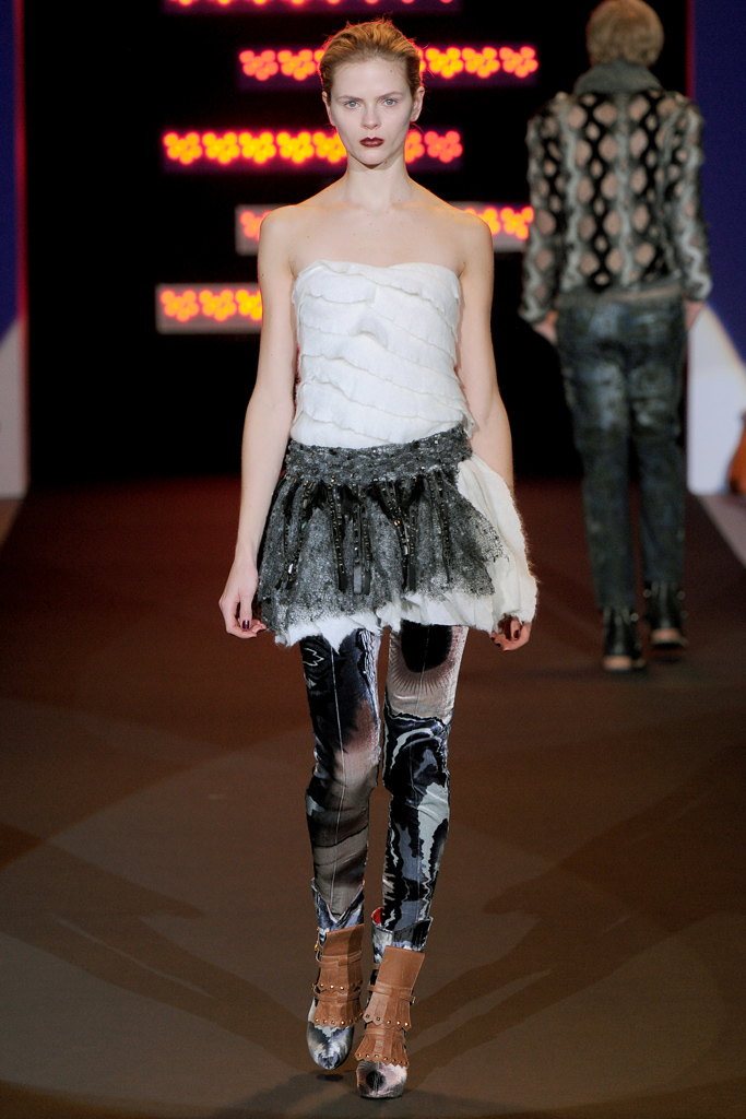 Custo Barcelona 2011秋冬成衣