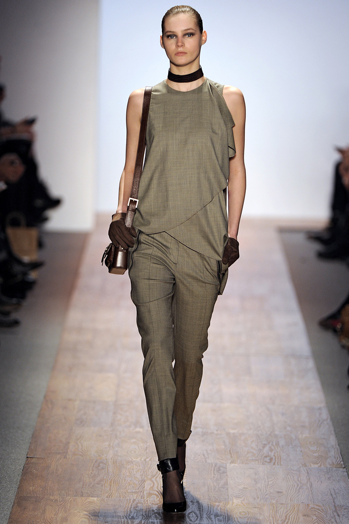Max Azria 2011 ﶬ¸DƬ