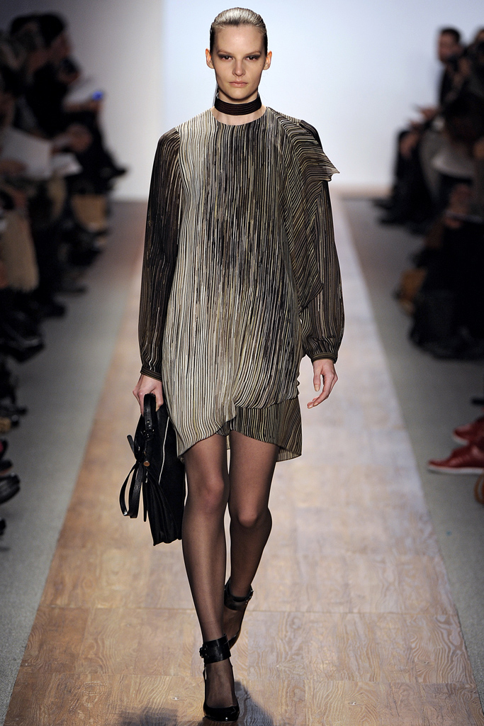 Max Azria 2011 ﶬ¸DƬ