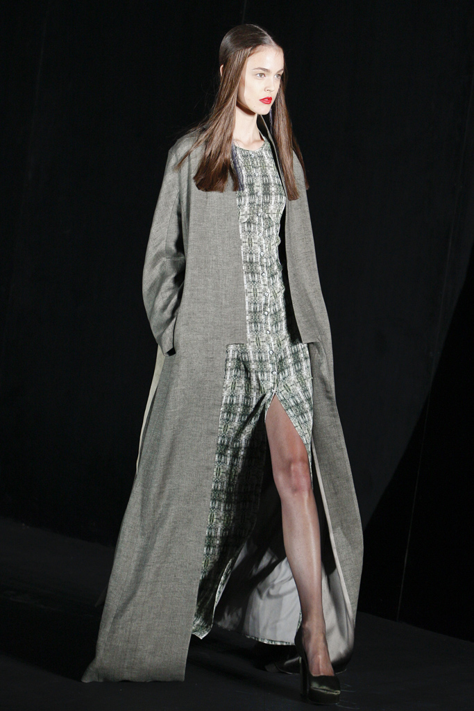 Theyskens Theory 2011 ﶬ¸DƬ