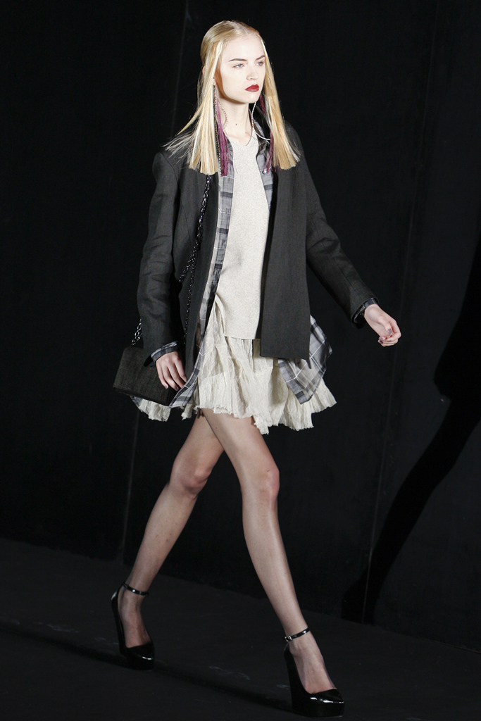 Theyskens Theory 2011 ﶬ¸DƬ