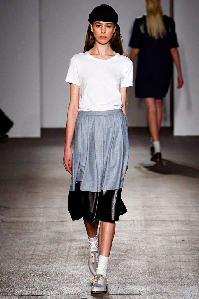 Karen Walker 2011  ﶬ¸DƬ