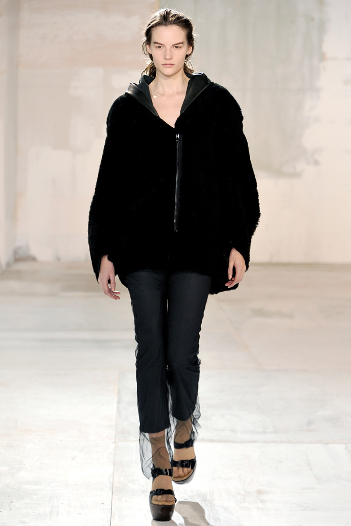 Acne 2011ﶬ¸DƬ