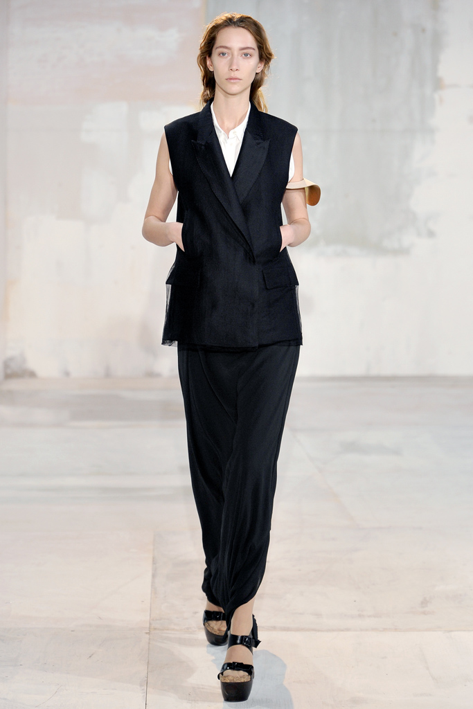Acne 2011ﶬ¸DƬ