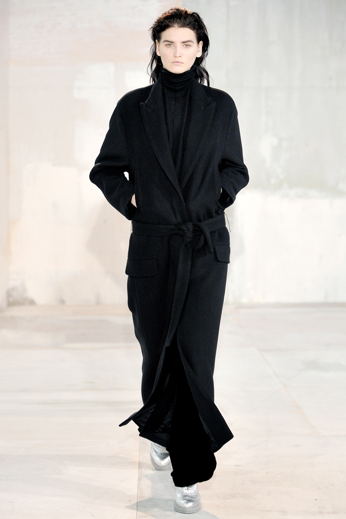 Acne 2011ﶬ¸DƬ