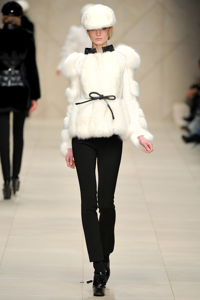 Burberry Prorsum 2011秋冬成衣高清圖片