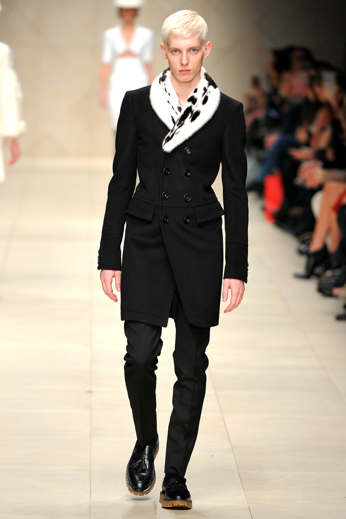 Burberry Prorsum 2011秋冬成衣高清圖片