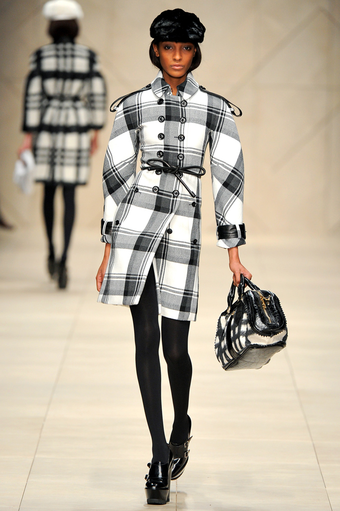 Burberry Prorsum 2011秋冬成衣高清圖片