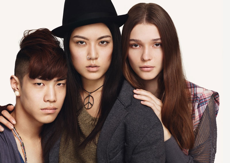 United Colours of Benetton 2011ďVƬ DƬ