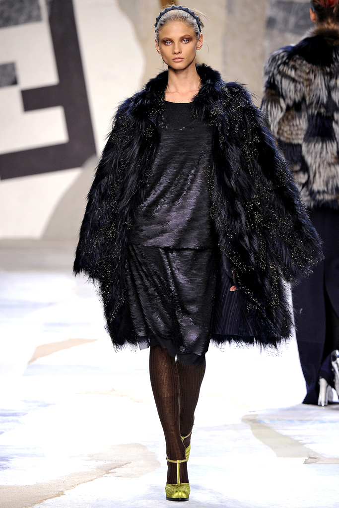 Fendi 2011ﶬ¸DƬ
