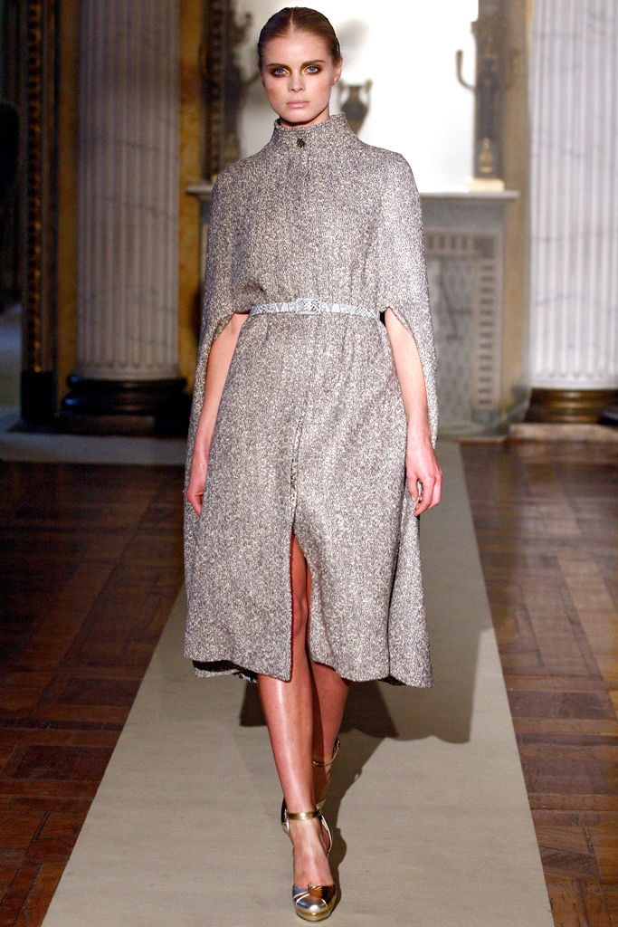 Luisa Beccaria 2011ﶬ¸DƬ