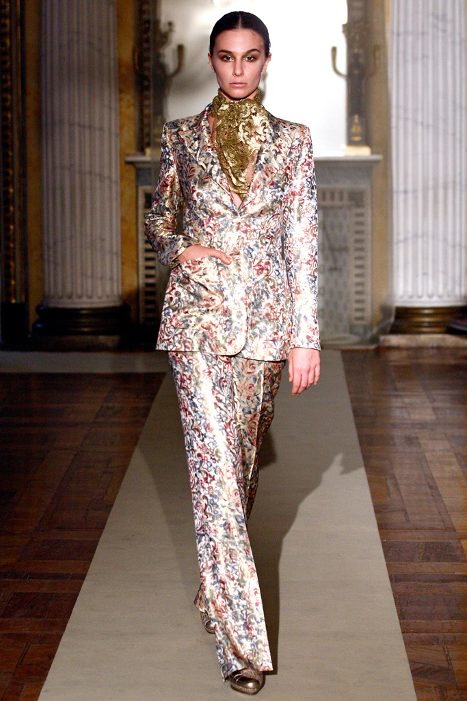 Luisa Beccaria 2011ﶬ¸DƬ