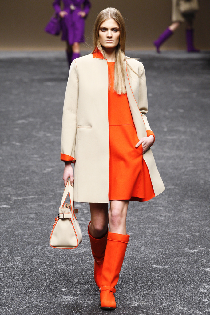 Blumarine 2011ﶬ¸DƬ