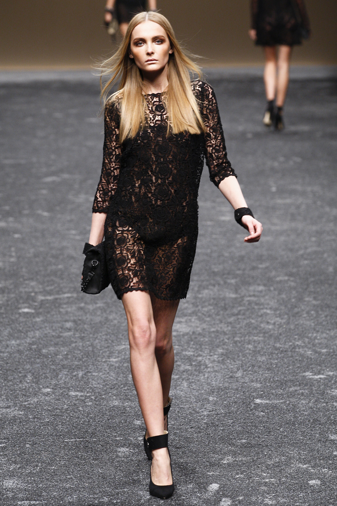 Blumarine 2011ﶬ¸DƬ