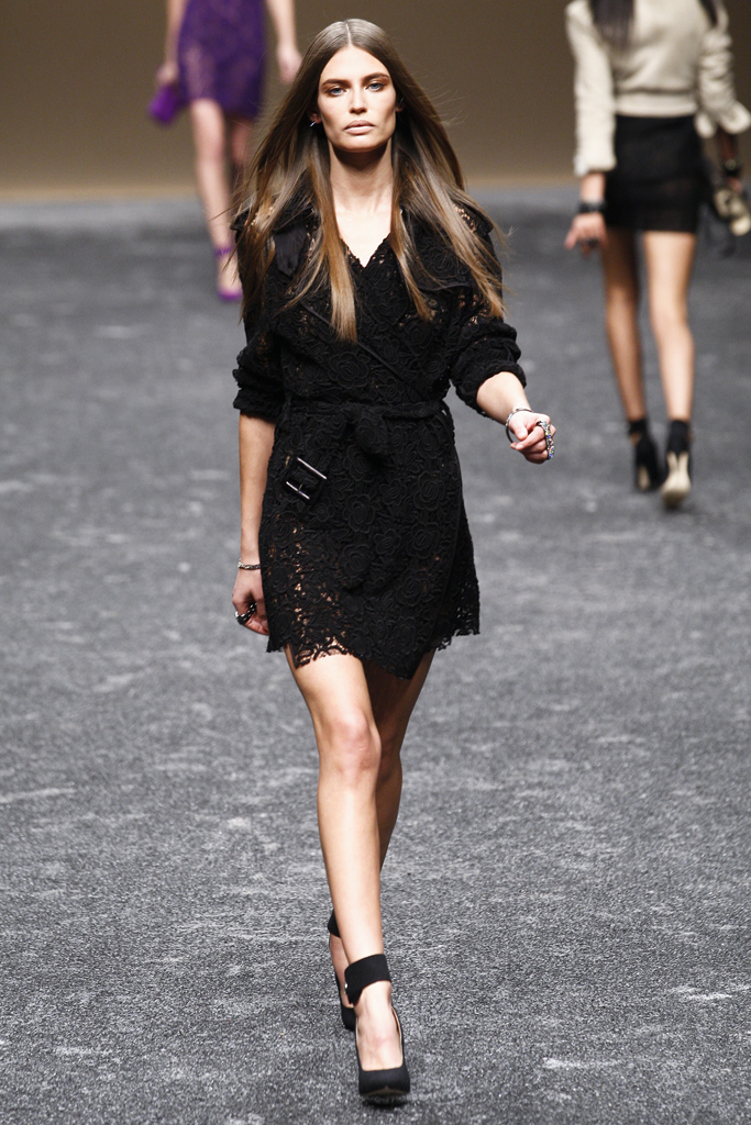 Blumarine 2011ﶬ¸DƬ