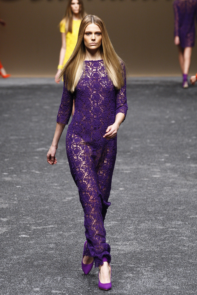 Blumarine 2011ﶬ¸DƬ