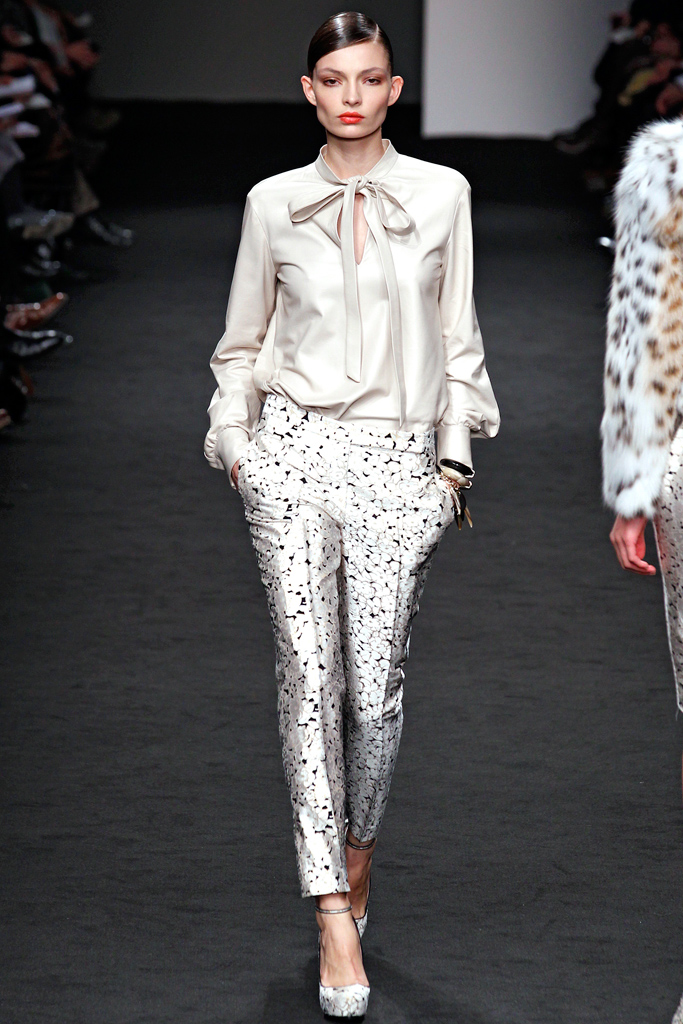 Brioni 2011ﶬ¸DƬ