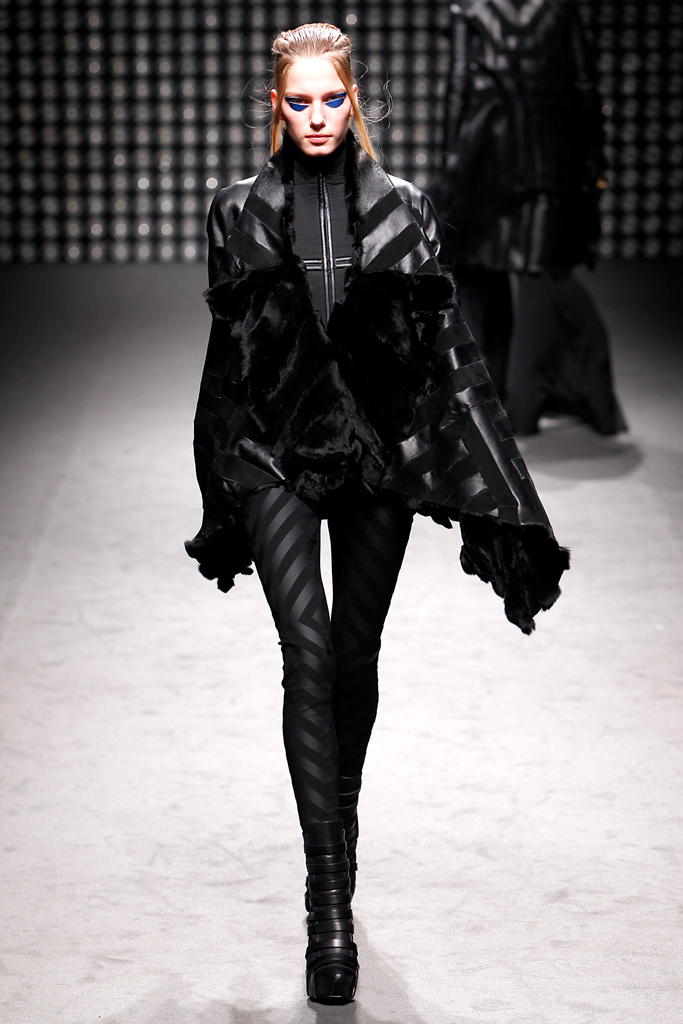 Gareth Pugh 2011ﶬ¸DƬ