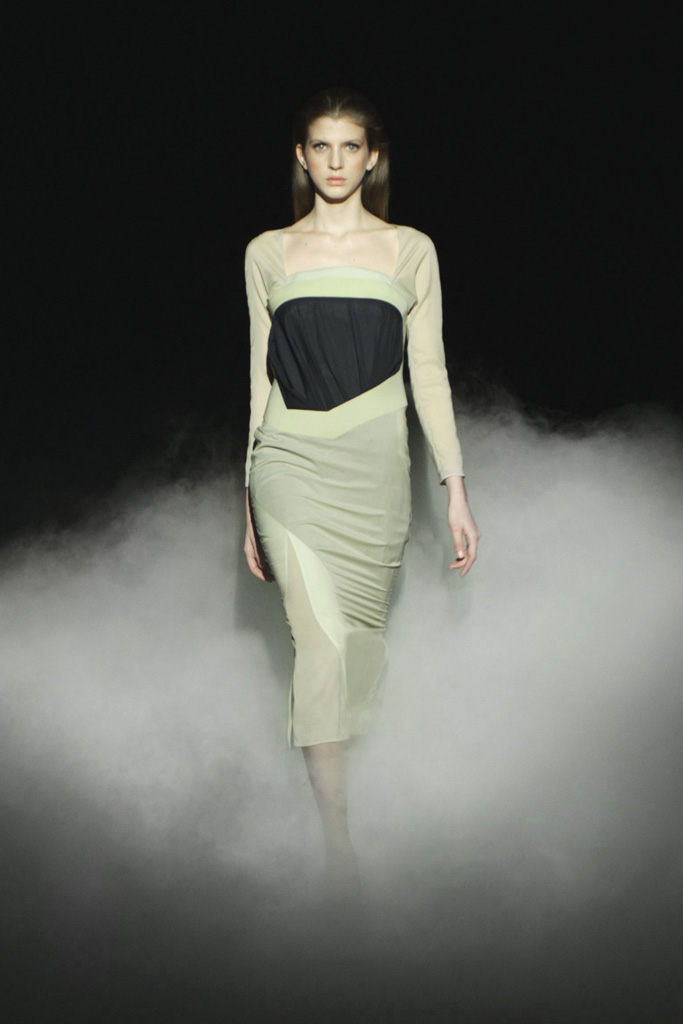 Hussein Chalayan 2011ﶬ¸DƬ