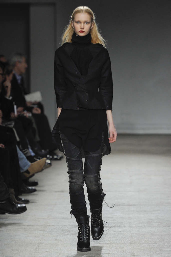Nicolas Andreas Taralis 2011ﶬ¸DƬ