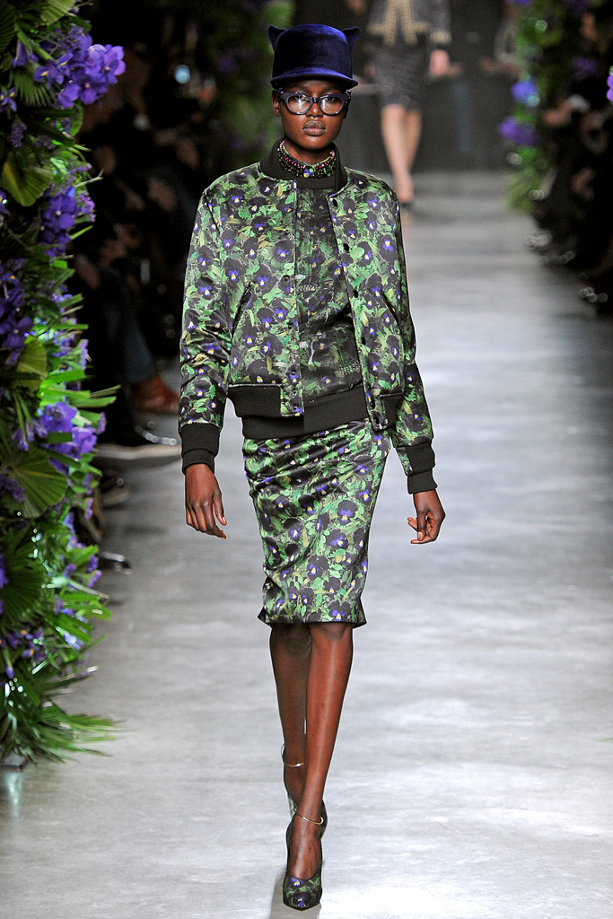 Givenchy 2011ﶬ DƬ