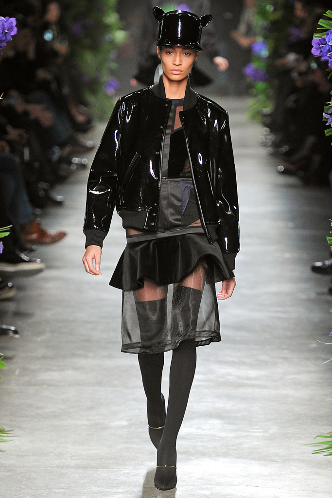 Givenchy 2011ﶬ DƬ