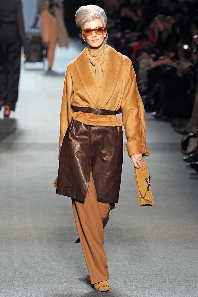 Jean Paul Gaultier 2011ﶬ DƬ