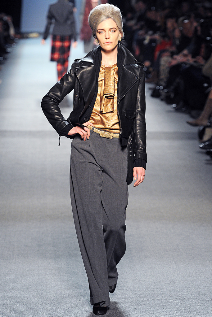 Jean Paul Gaultier 2011ﶬ DƬ