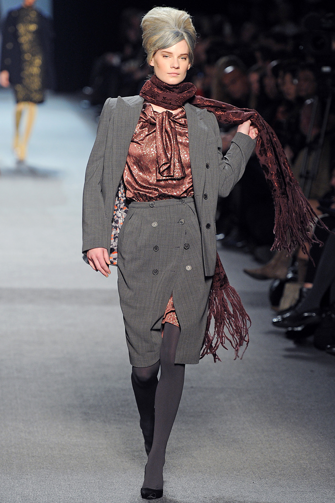 Jean Paul Gaultier 2011ﶬ DƬ