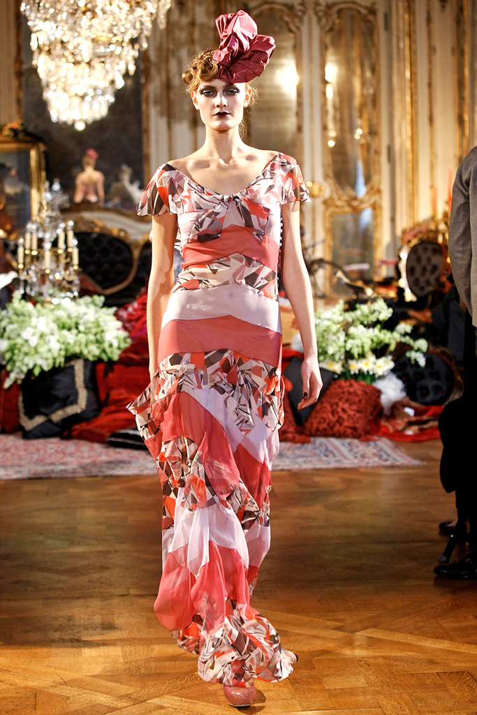 John Galliano 2011ﶬ DƬ
