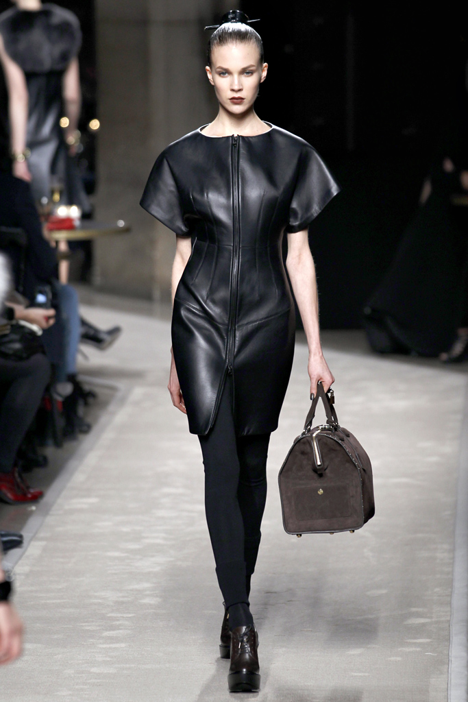 Loewe 2011ﶬ DƬ