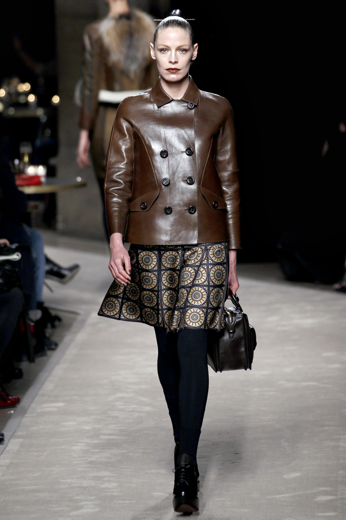 Loewe 2011ﶬ DƬ