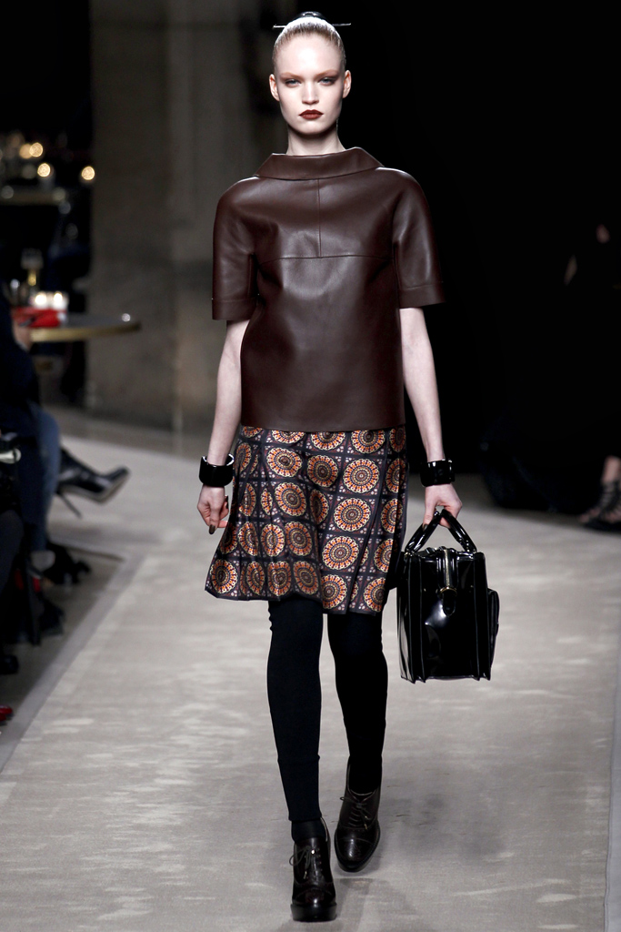Loewe 2011ﶬ DƬ