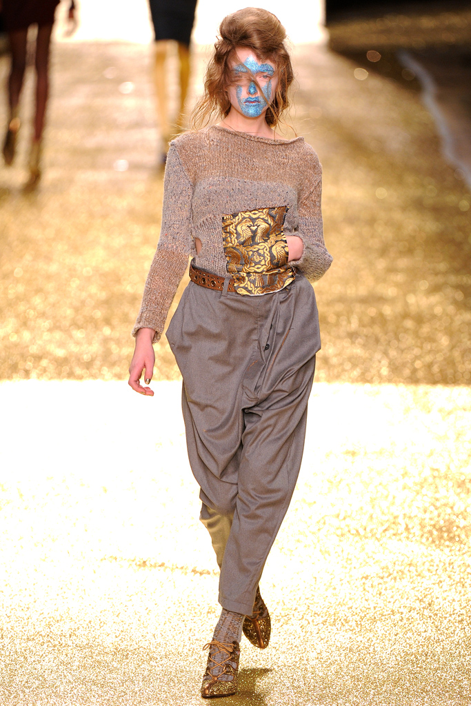 Vivienne Westwood 2011ﶬ DƬ