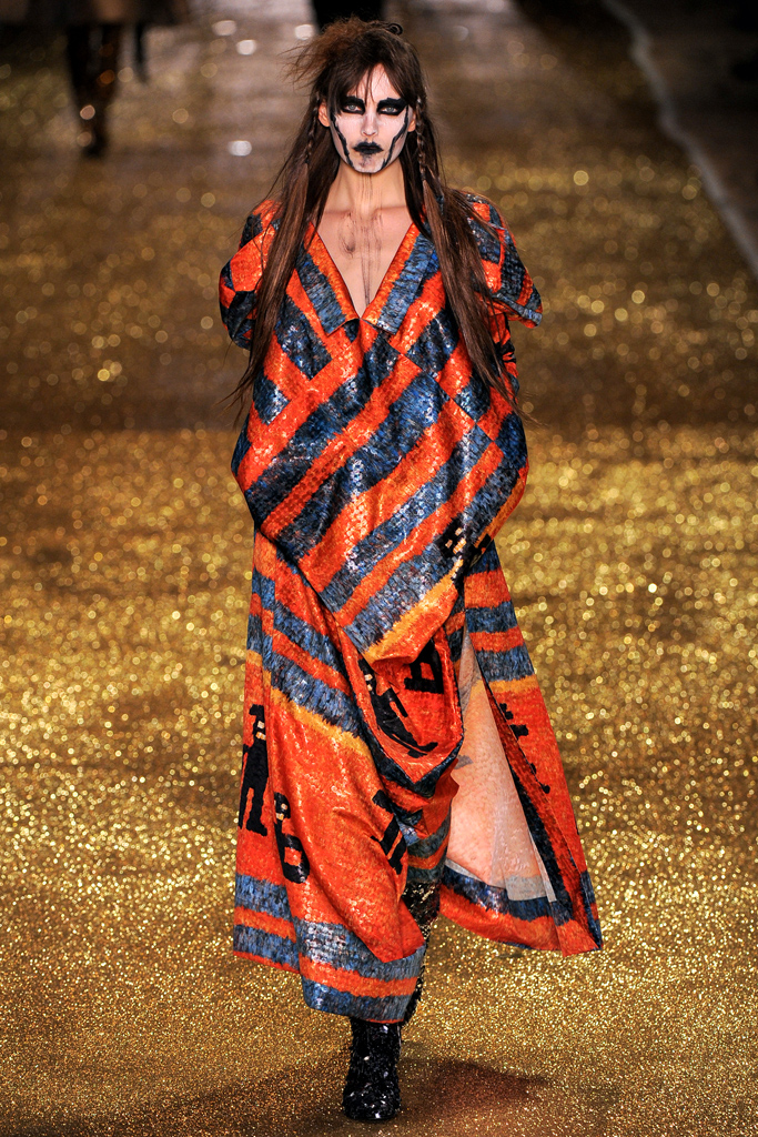 Vivienne Westwood 2011ﶬ DƬ