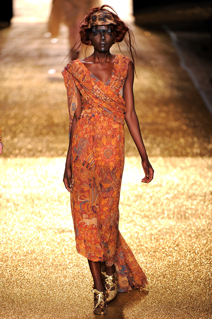 Vivienne Westwood 2011ﶬ DƬ