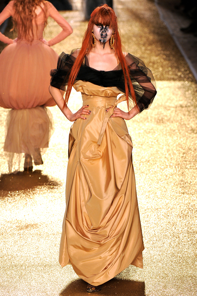 Vivienne Westwood 2011ﶬ DƬ