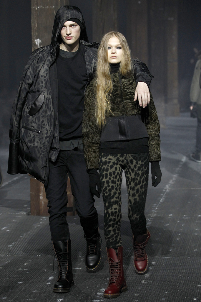 Moncler Gamme Rouge 2011ﶬ¸DƬ