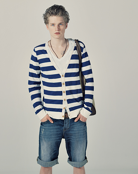 Bershka Chico 2011 LookBookDƬ