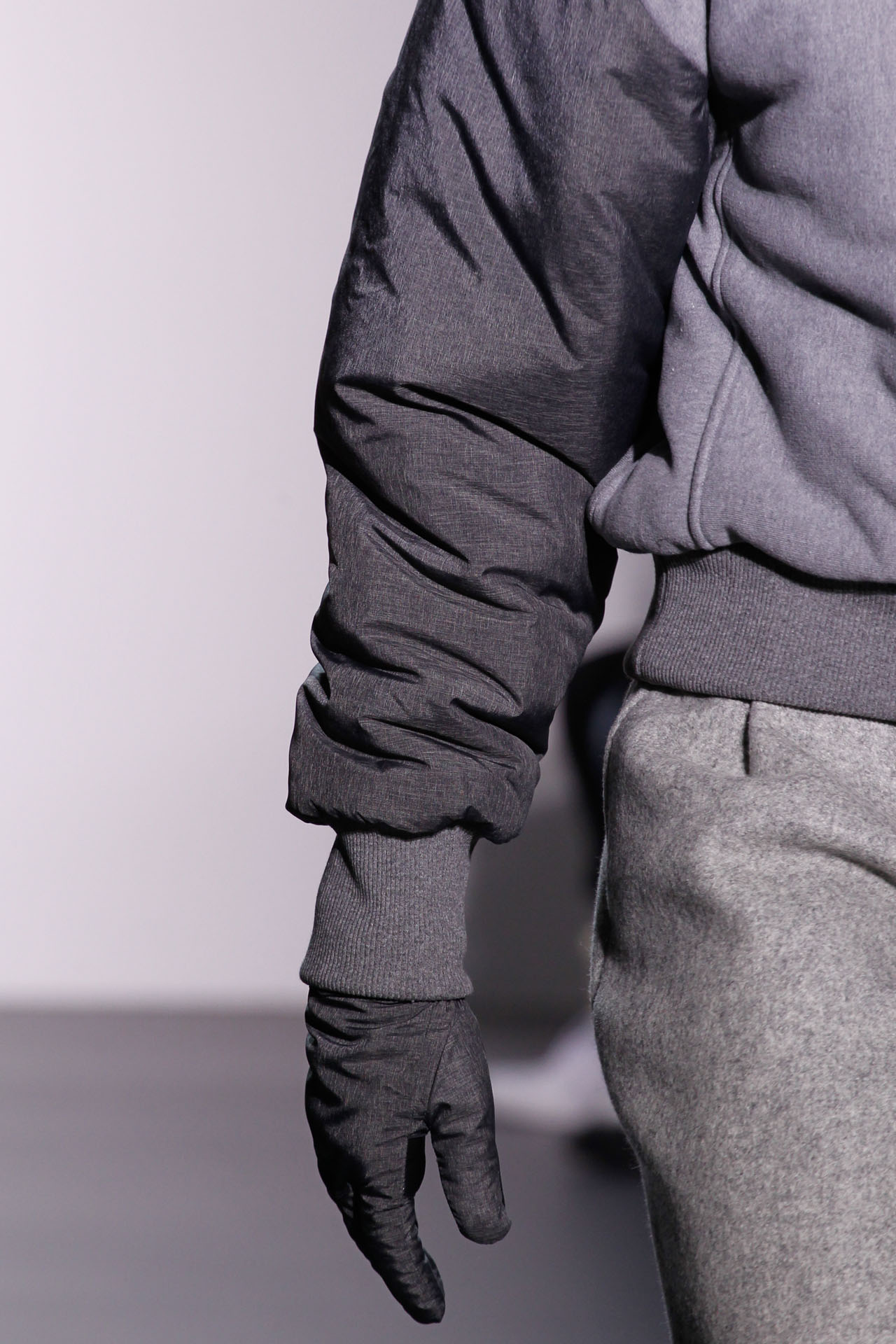 Calvin Klein 2011ﶬbDƬ