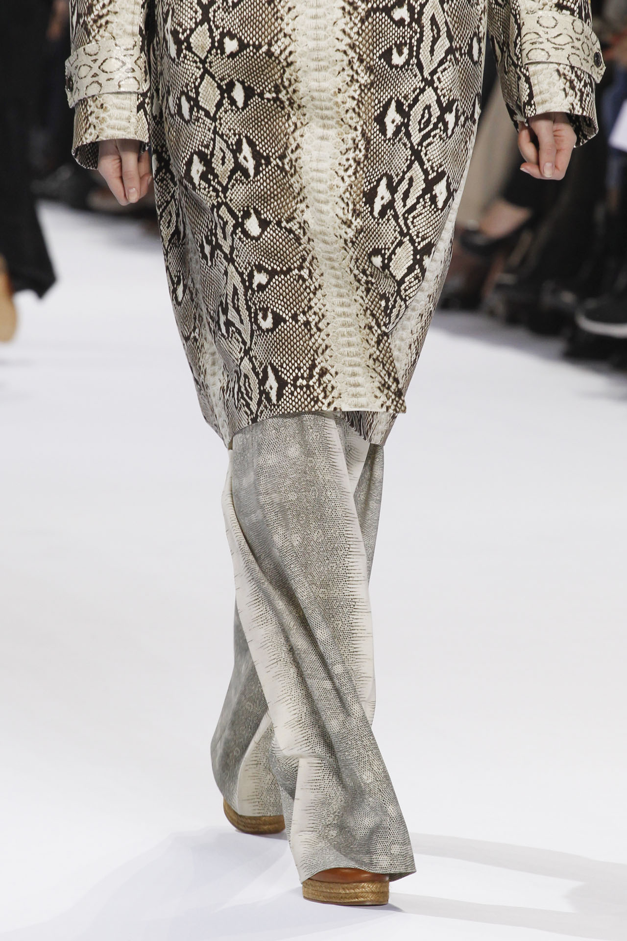 Chloe 2011ﶬDƬ