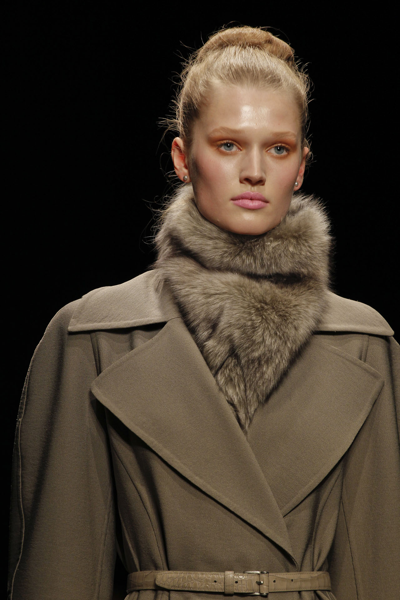 Donna Karan 2011ﶬ(x)(ji)DƬ