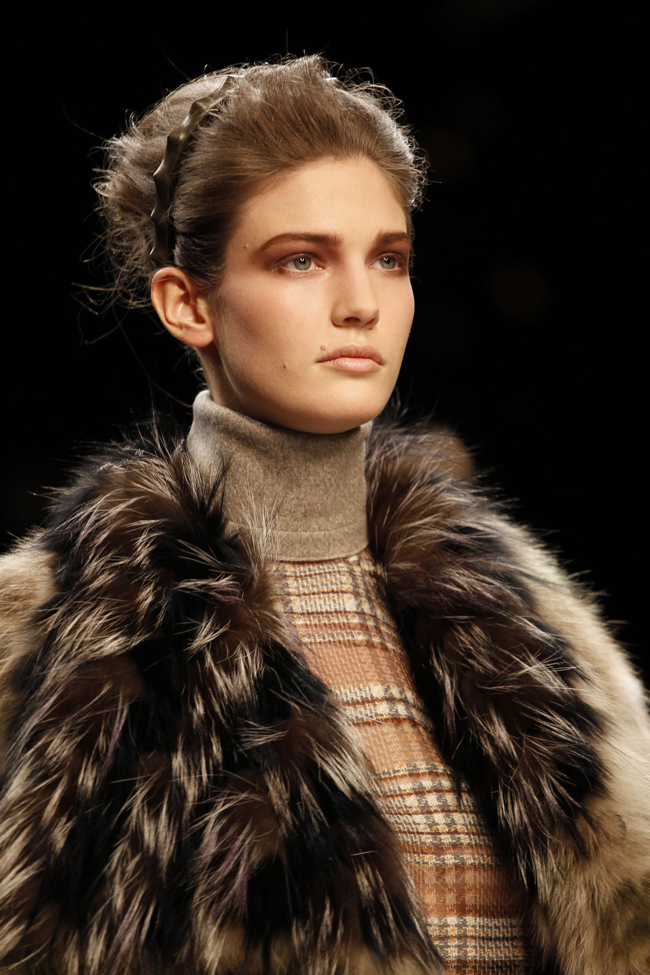 Fendi 2011ﶬ(x)(ji)DƬ