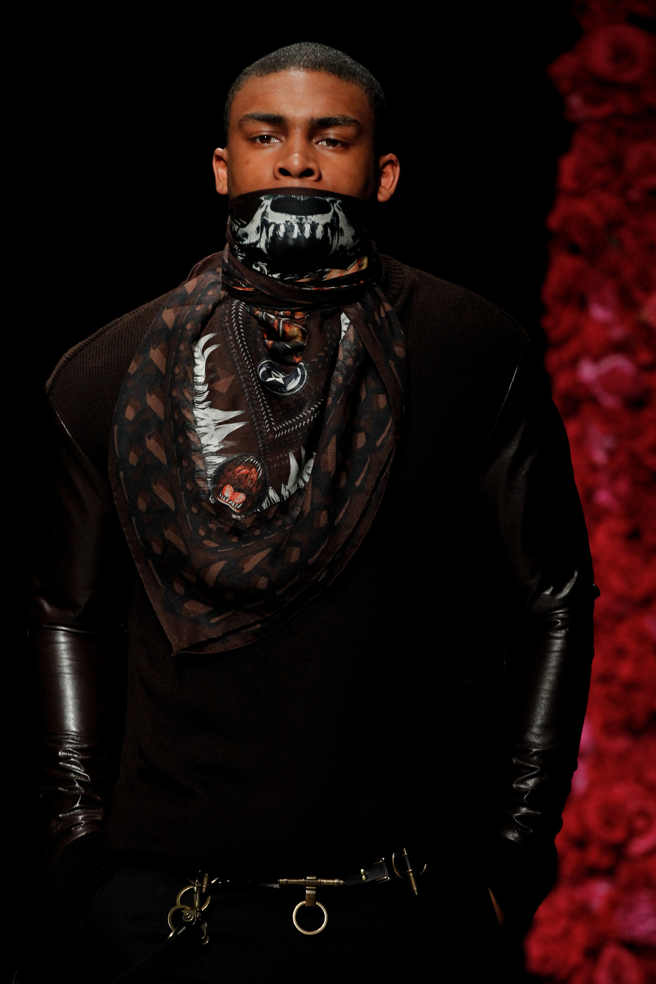 Givenchy 2011ﶬbDƬ