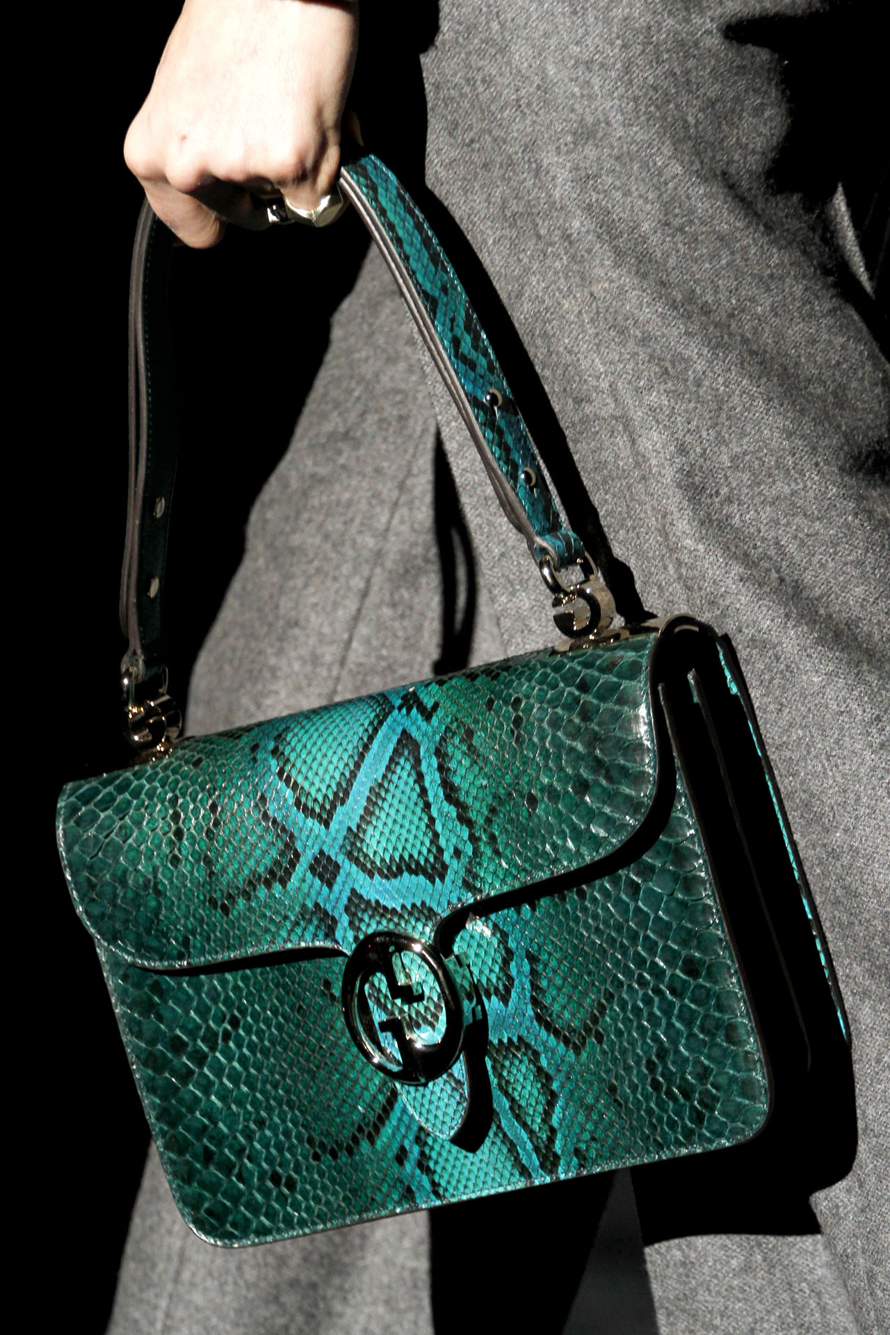 Gucci 2011ﶬ(x)(ji)DƬ
