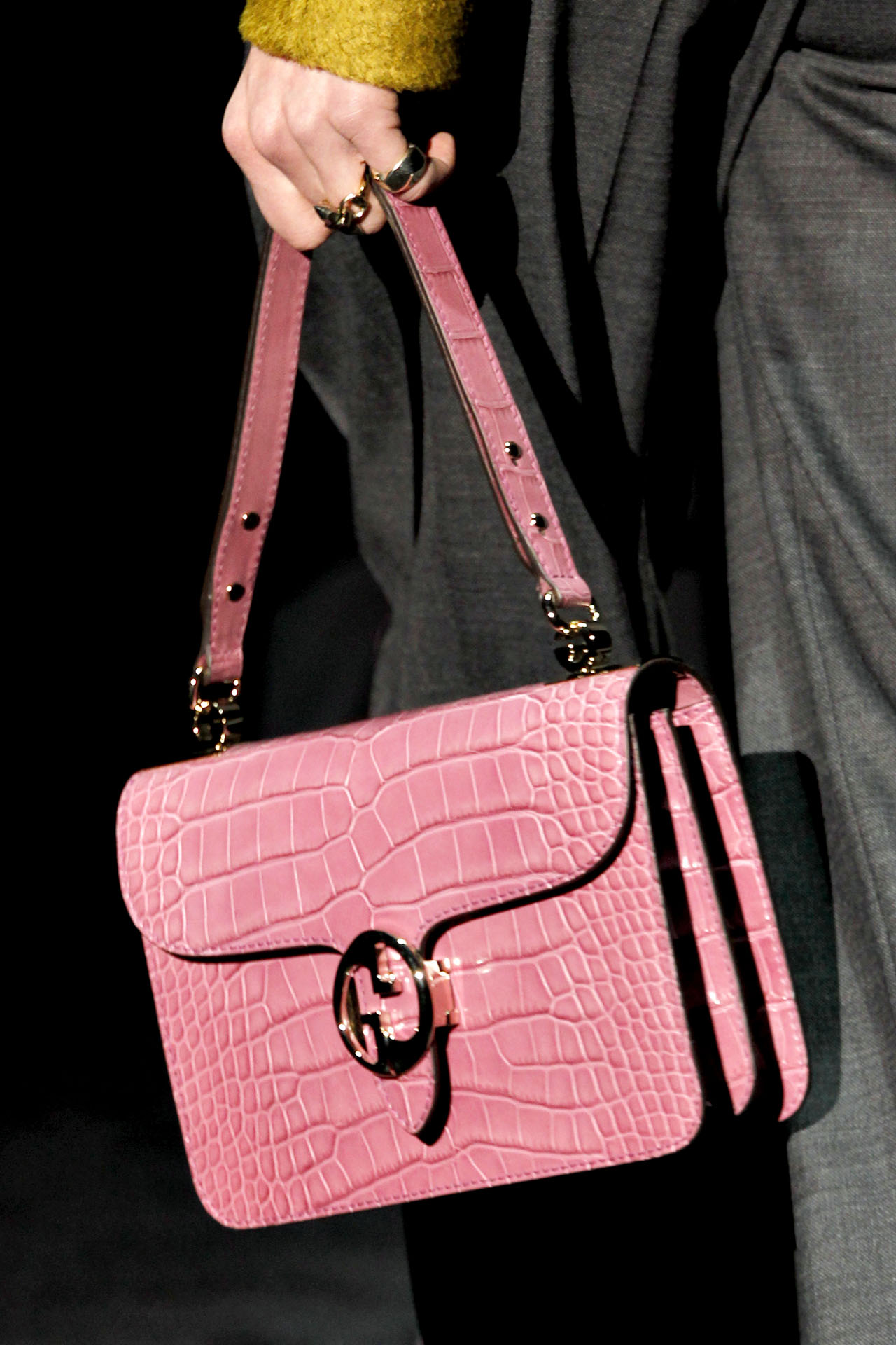 Gucci 2011ﶬDƬ