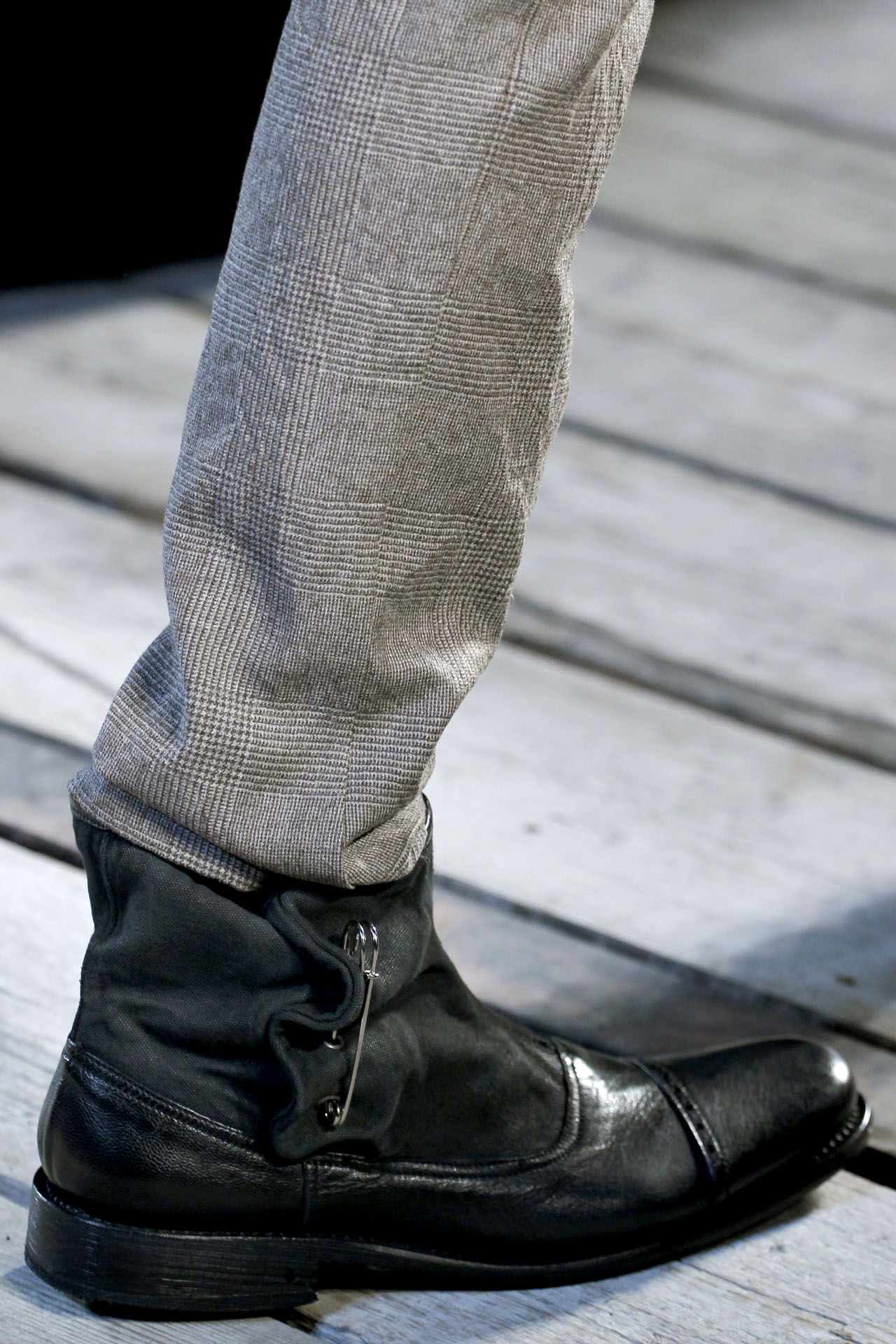 John Varvatos 2011ﶬDƬ