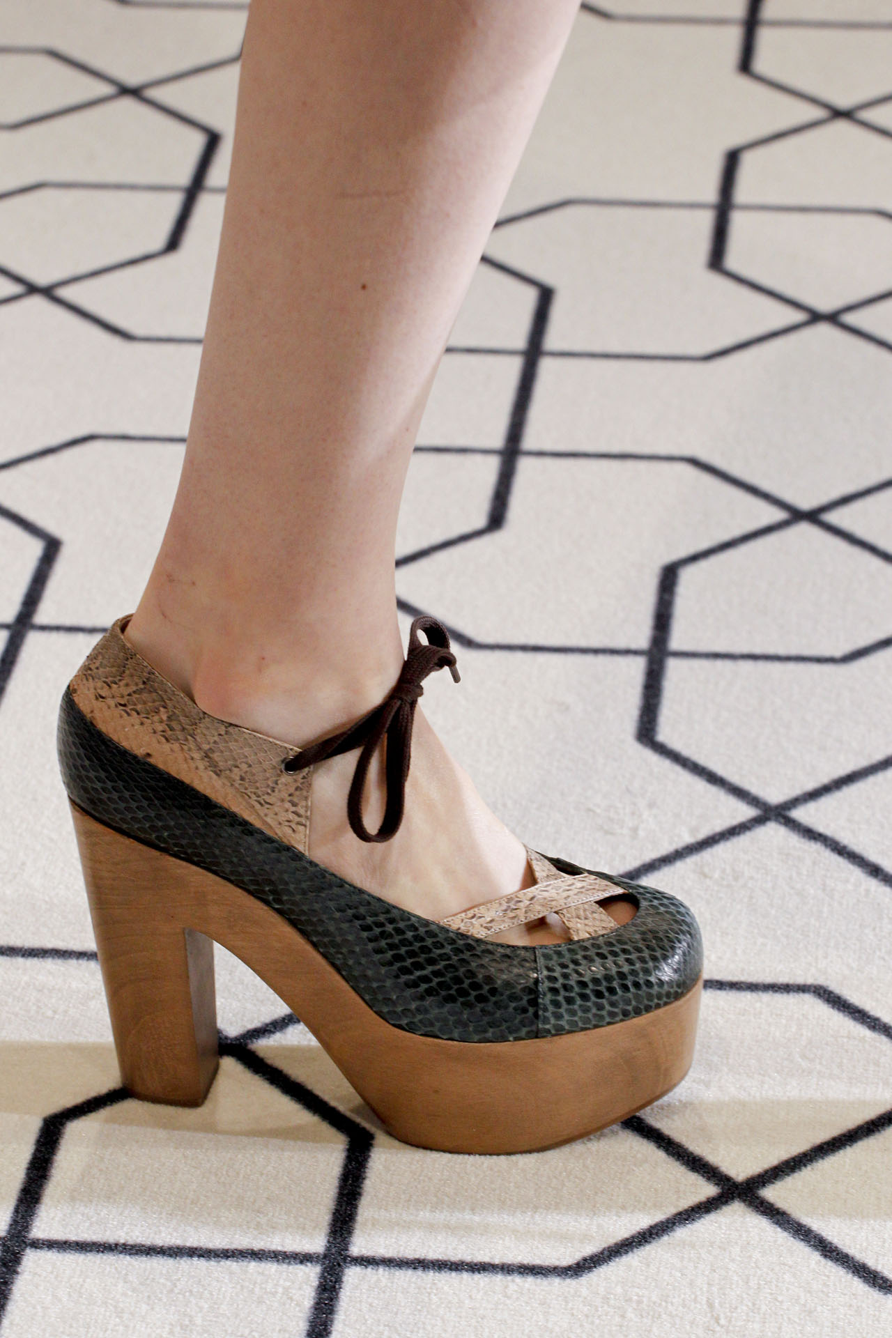 Marni 2011ﶬ(x)(ji)DƬ